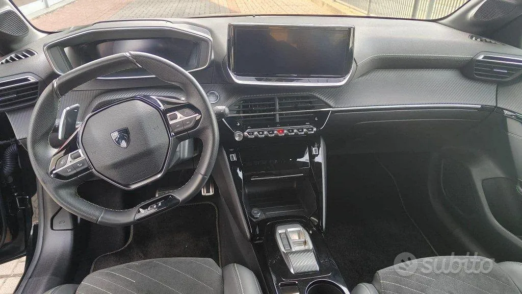 Peugeot 208 2025 photo 5