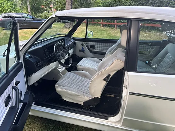 Volkswagen Golf I 1991 photo 2
