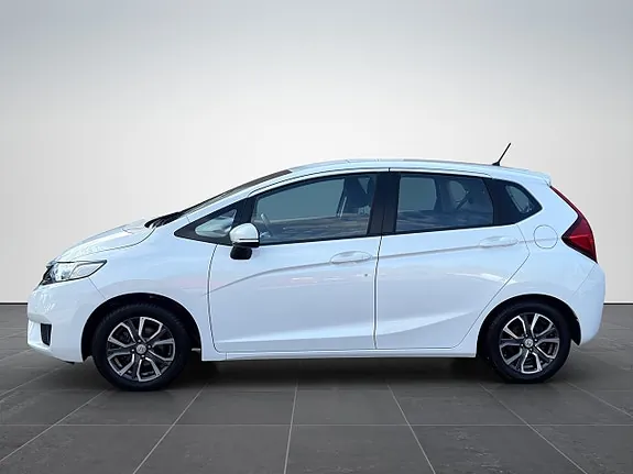 Honda Jazz 2016 photo 2