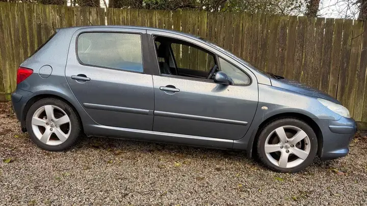 Peugeot 307