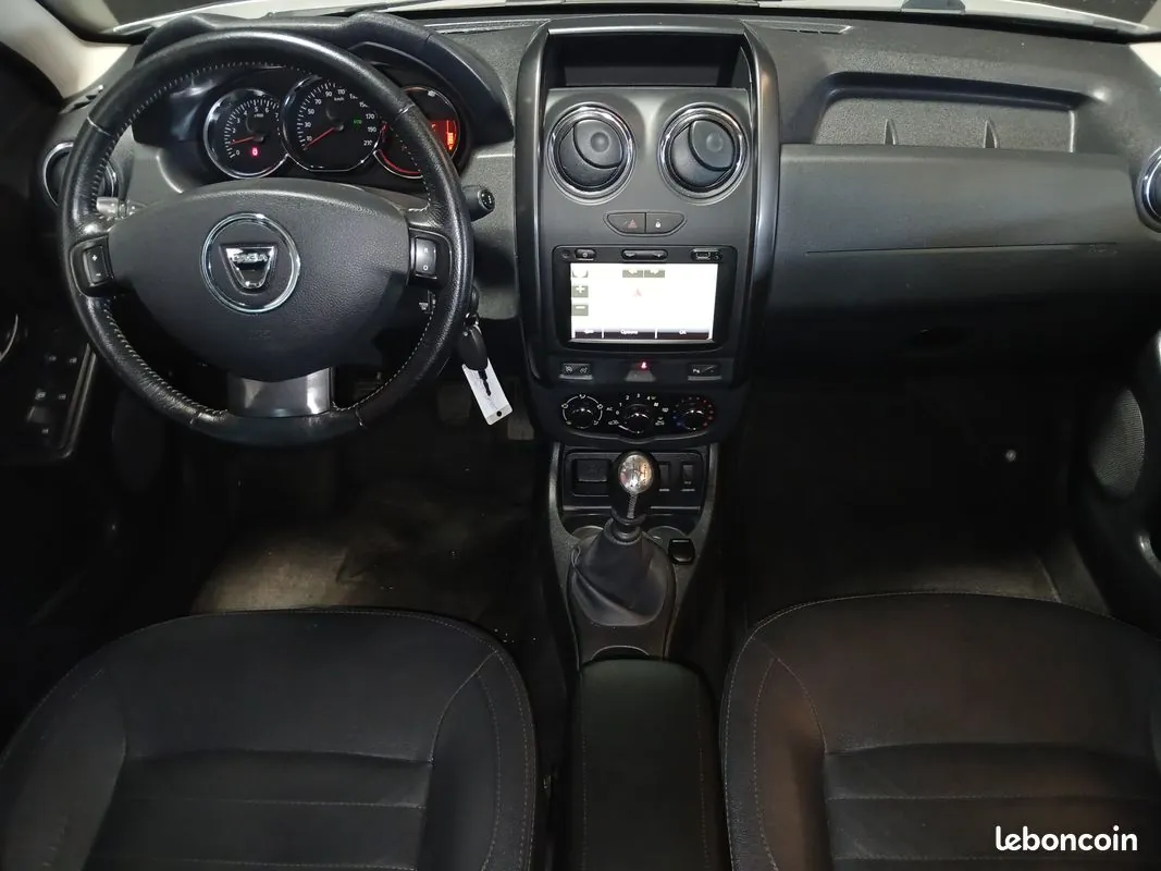Dacia Duster 2015 photo 4