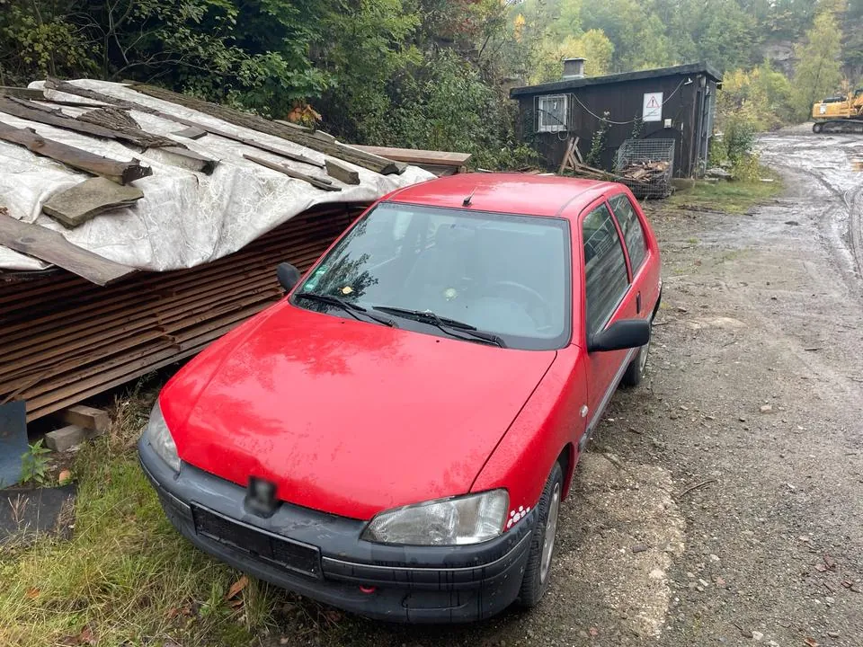 Peugeot 106