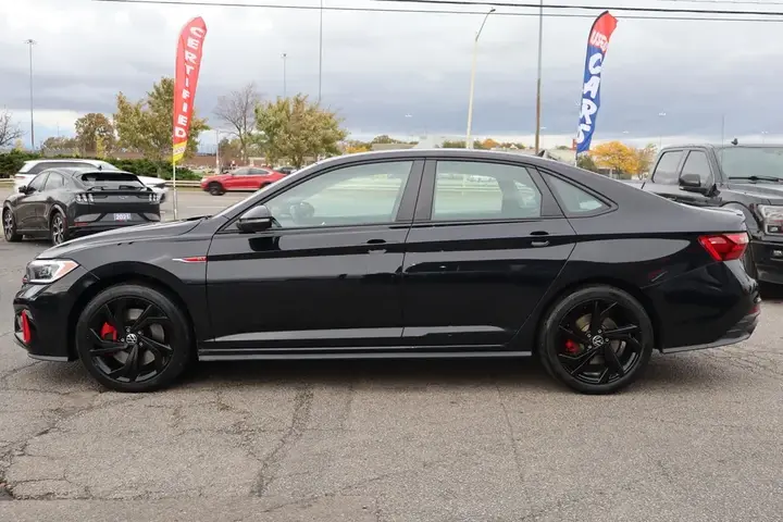 Volkswagen Jetta 2023 photo 4
