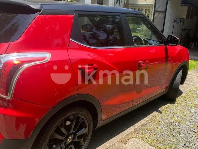 KG Mobility Tivoli 2015 photo 2