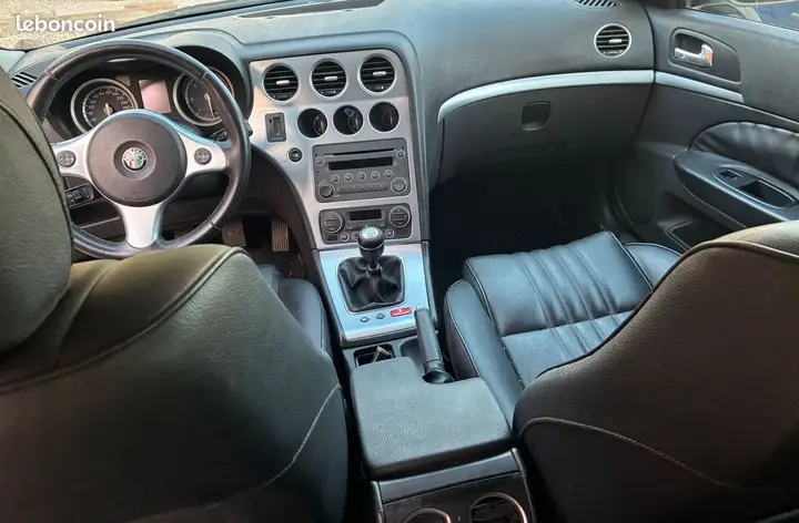 Alfa Romeo 159 2007 photo 4