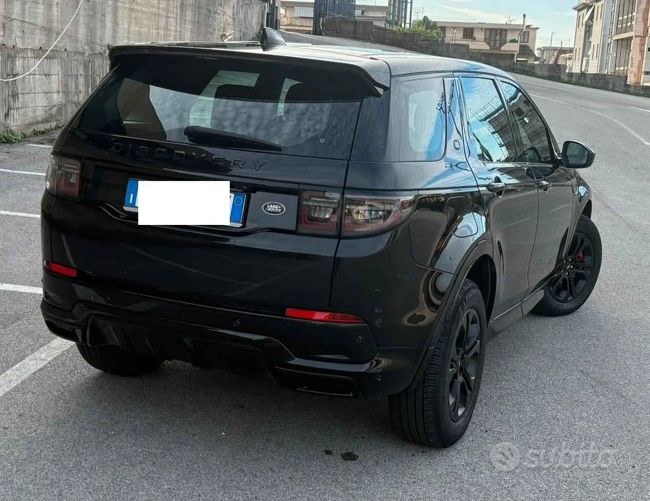 Land Rover Discovery Sport 2022 photo 4
