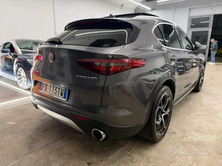 Alfa Romeo Stelvio 2019 photo 5