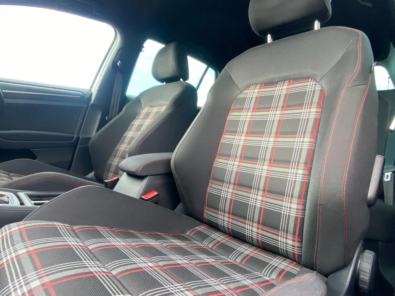 Volkswagen Golf 2019 photo 5