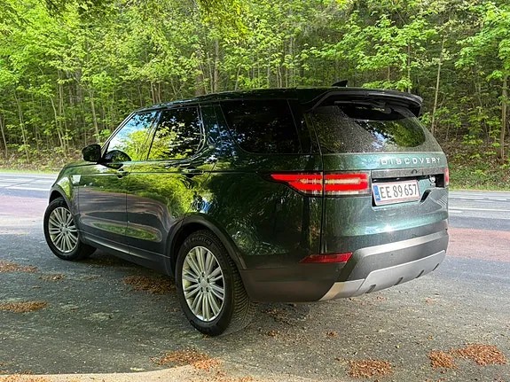 Land Rover Discovery 5 2017 photo 4