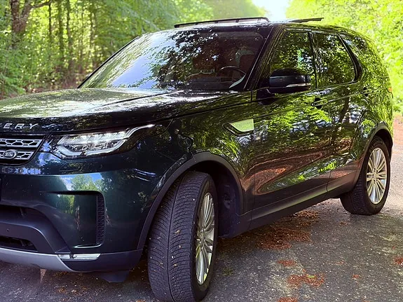 Land Rover Discovery 5