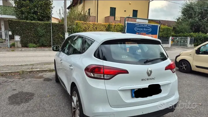 Renault Scenic 2017 photo 4