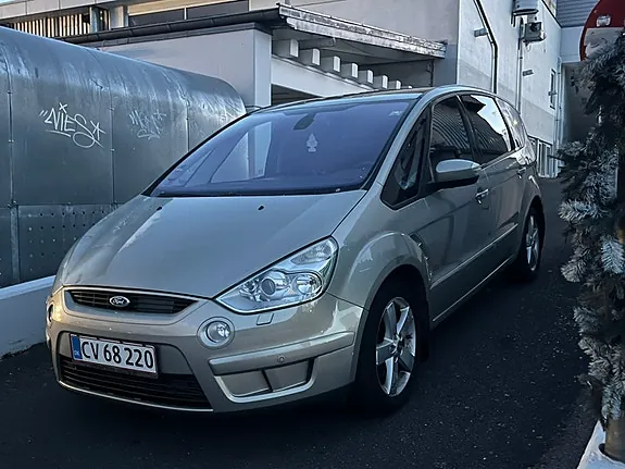Ford S-Max 2009 photo 2