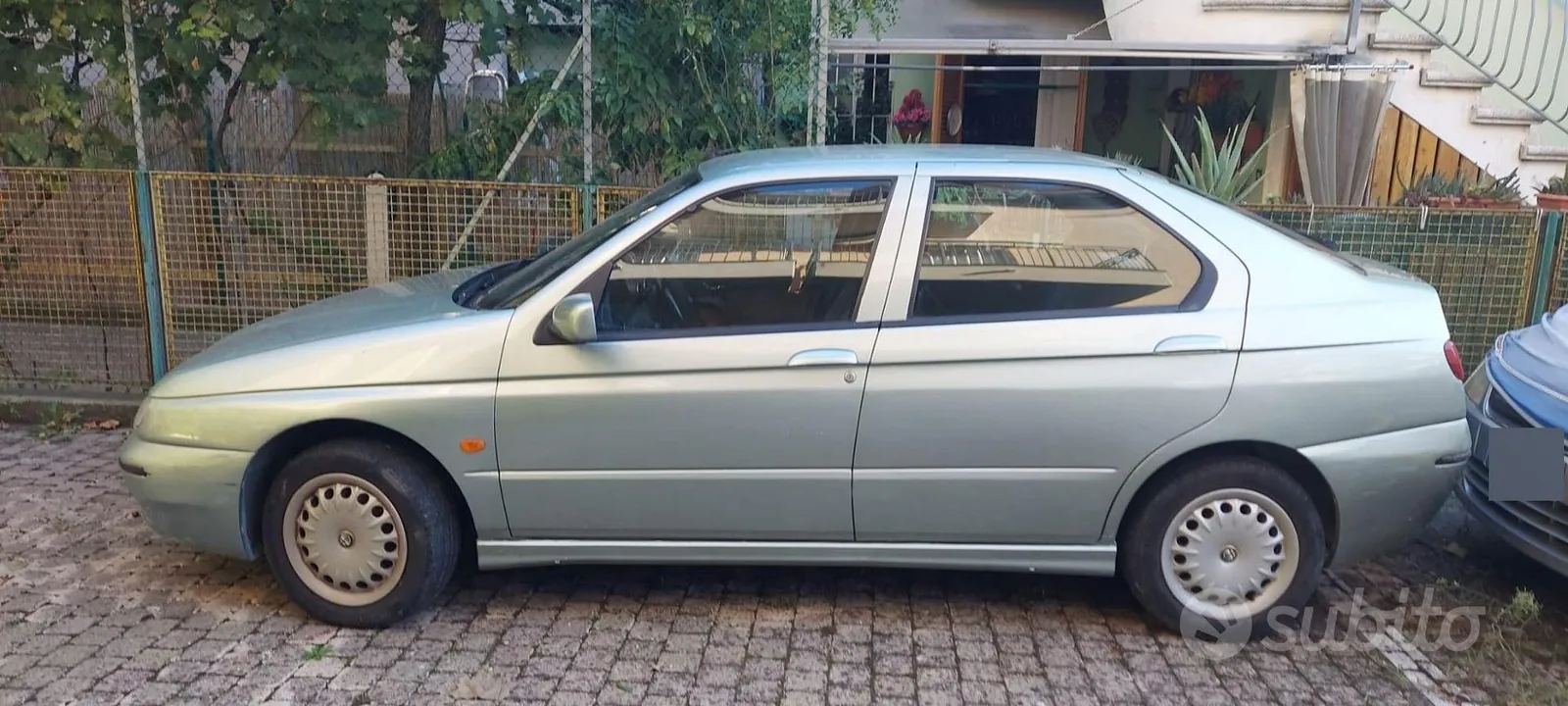 Alfa Romeo 146