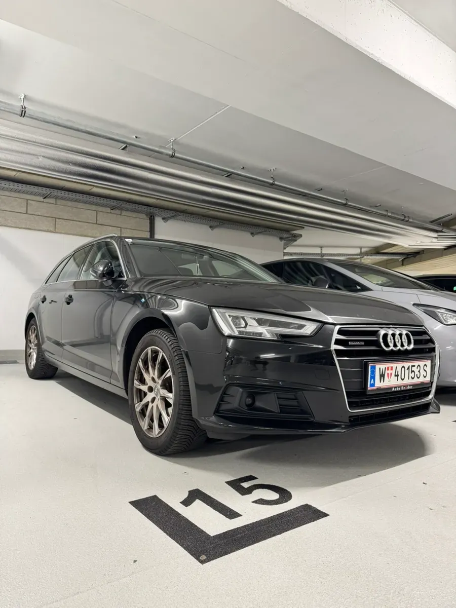 Audi A4 2016 photo 3
