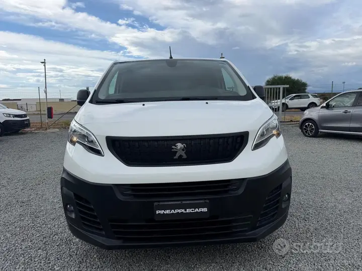 Peugeot Expert 2022 photo 5