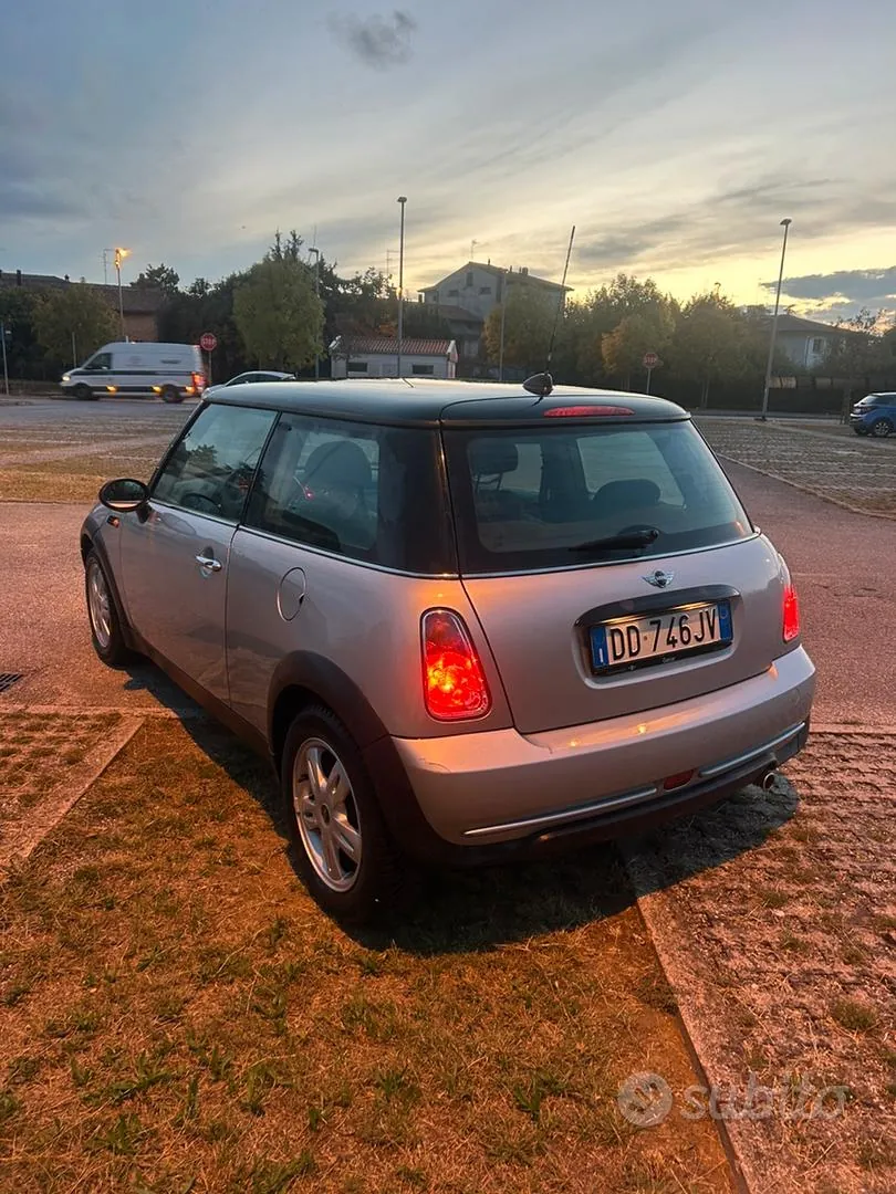 Mini Mini One 2006 photo 4