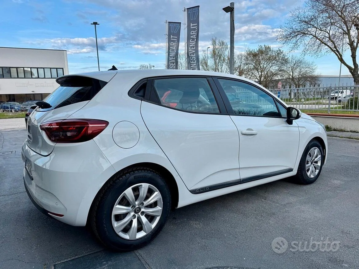Renault Clio 2020 photo 4