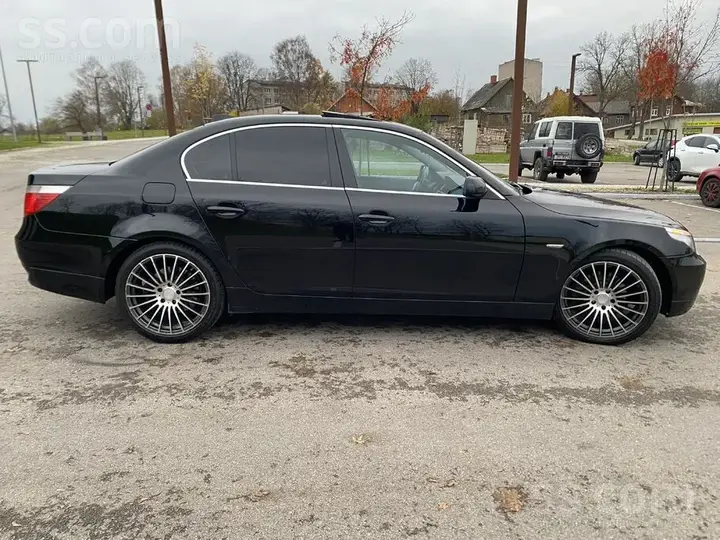 BMW 525D 2004 photo 4