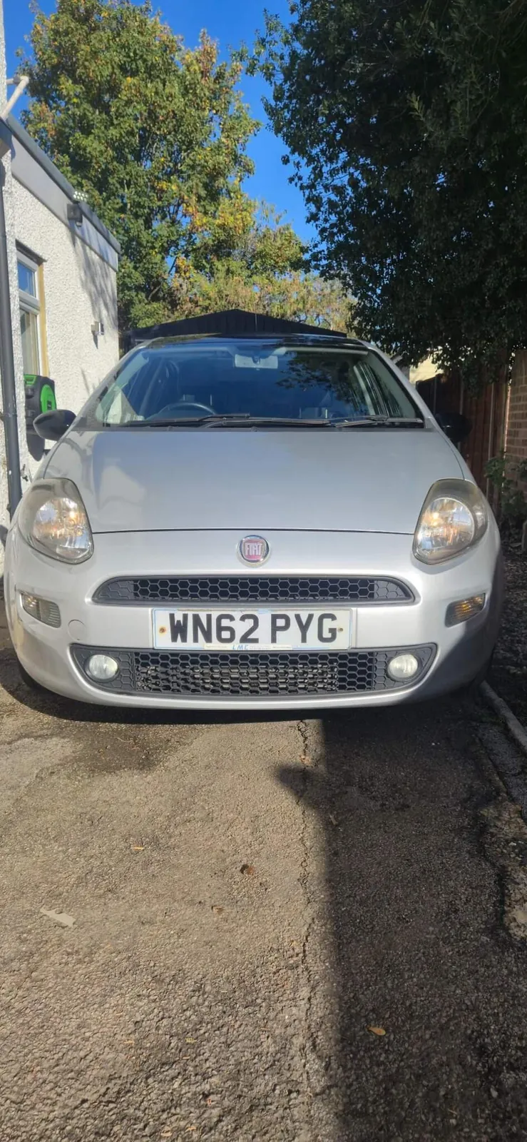 Fiat Punto 2012 photo 4