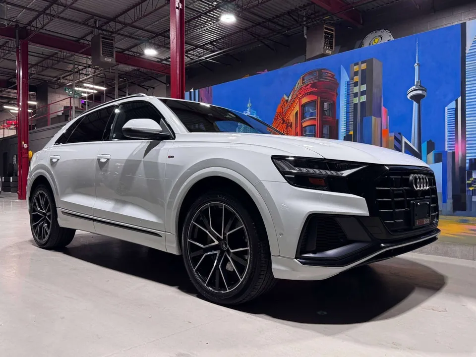 Audi Q8