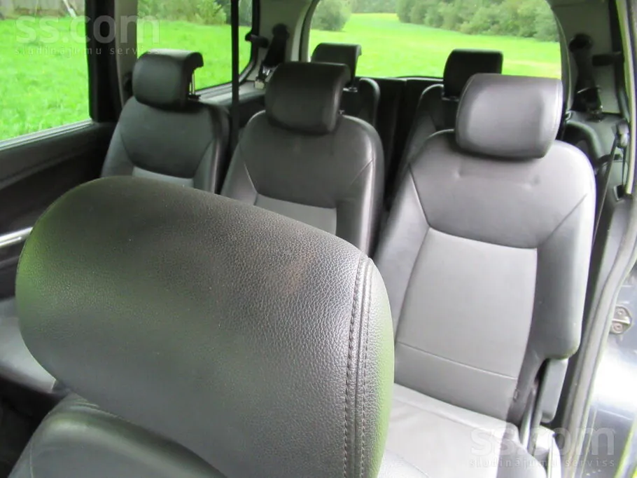 Ford Galaxy 2007 photo 5