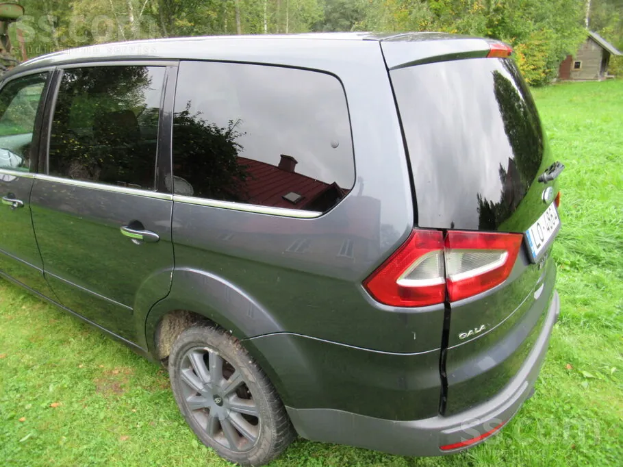 Ford Galaxy 2007 photo 2
