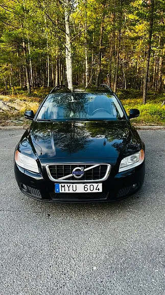 Volvo V70 2013 photo 2