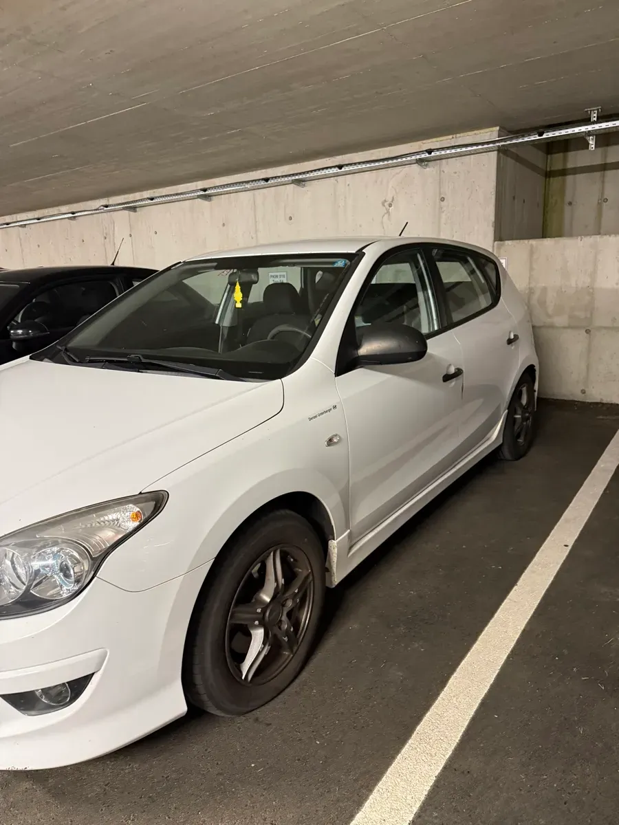 Hyundai I30 2011 photo 2