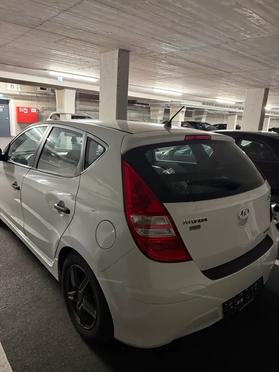 Hyundai I30 2011 photo 3