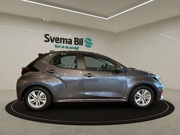 Toyota Yaris 2023 photo 4