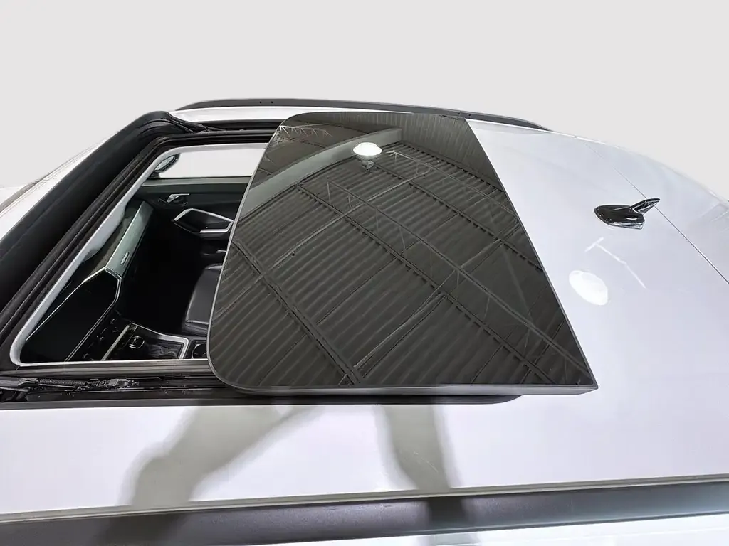 Audi Q3 2025 photo 3