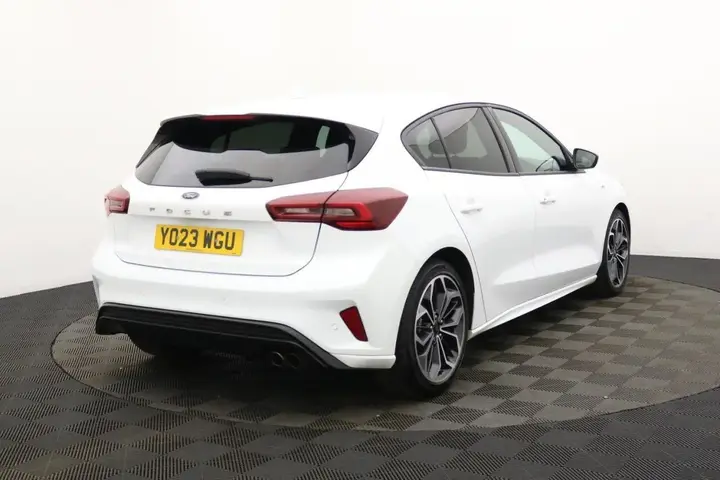 Ford Focus 2023 photo 5