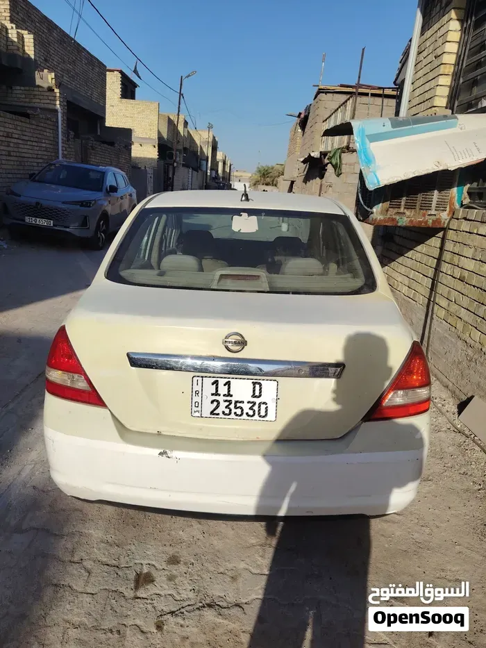 Nissan Tiida 2009 photo 4