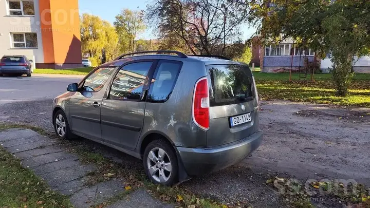 Skoda Roomster 2007 photo 3