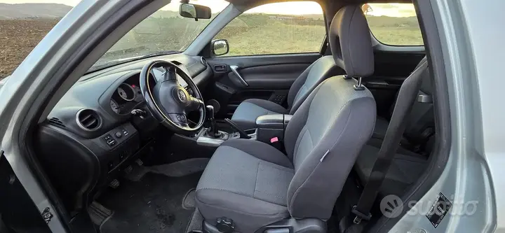 Toyota Rav4 2005 photo 5