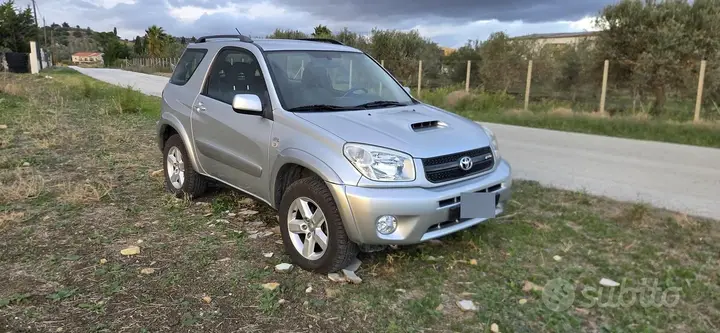 Toyota Rav4 2005 photo 4