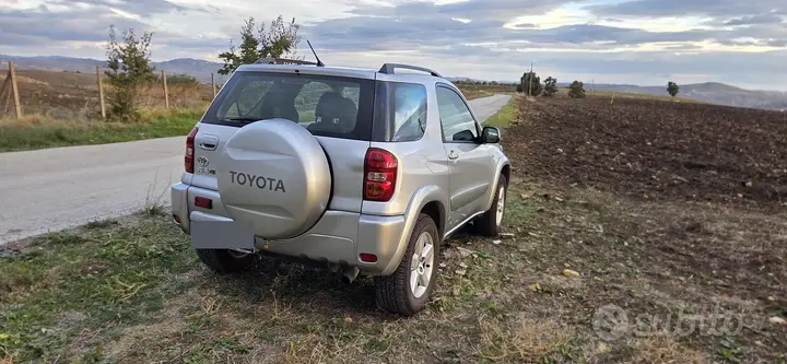 Toyota Rav4 2005 photo 3