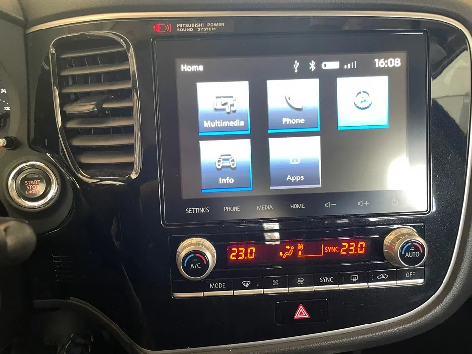 Mitsubishi Outlander 2020 photo 4