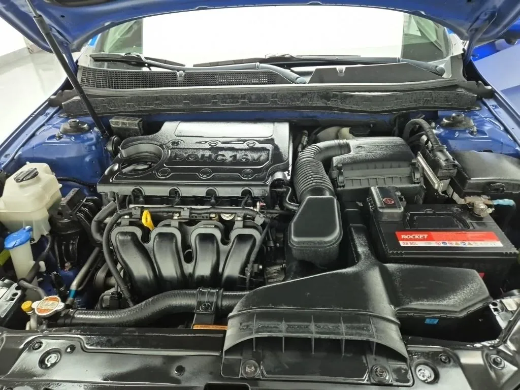 Kia K5 2011 photo 5