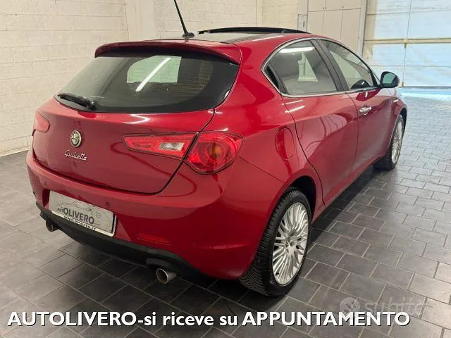 Alfa Romeo Giulietta 2014 photo 5