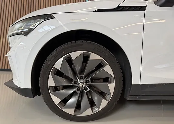 Skoda Enyaq 2022 photo 2