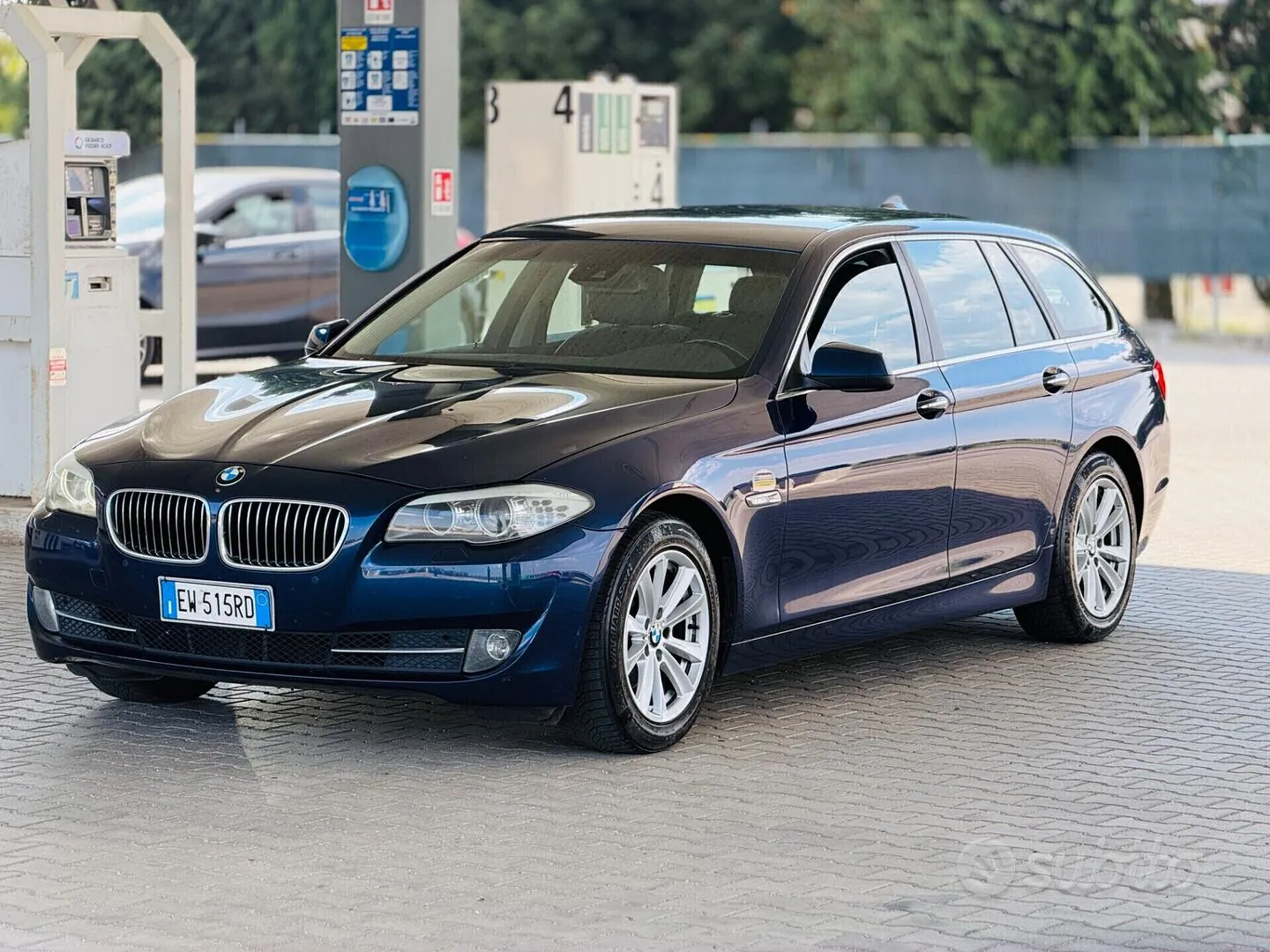 BMW 520D 2011 photo 2