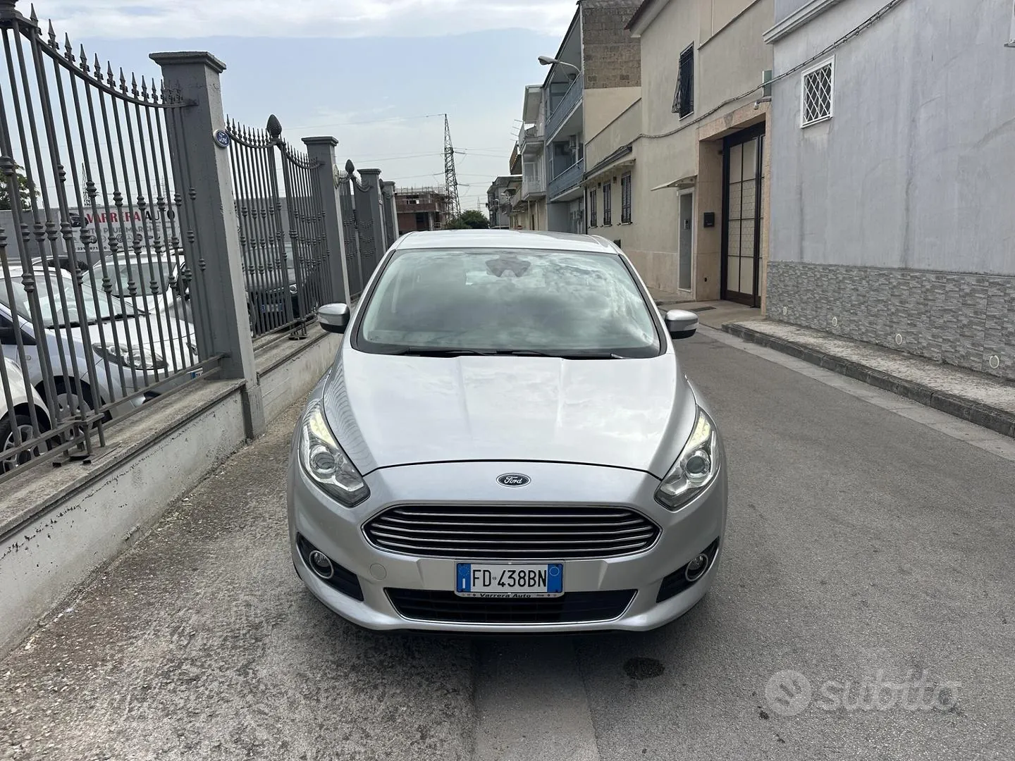 Ford S-Max 2017 photo 2