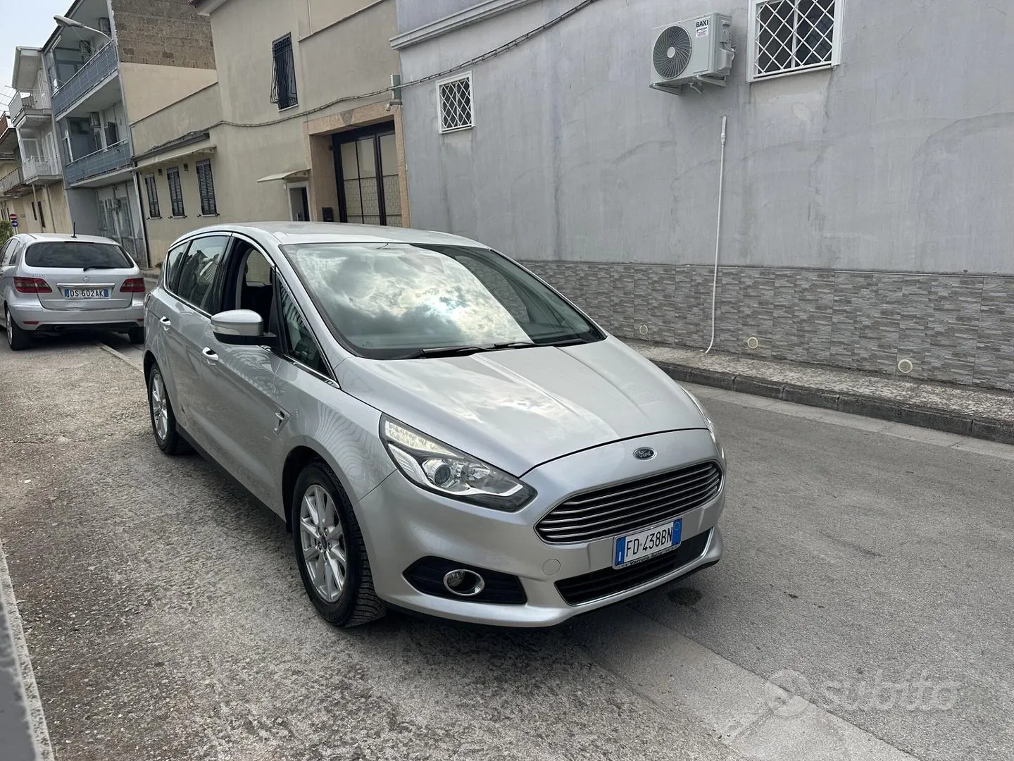 Ford S-Max 2017 photo 3
