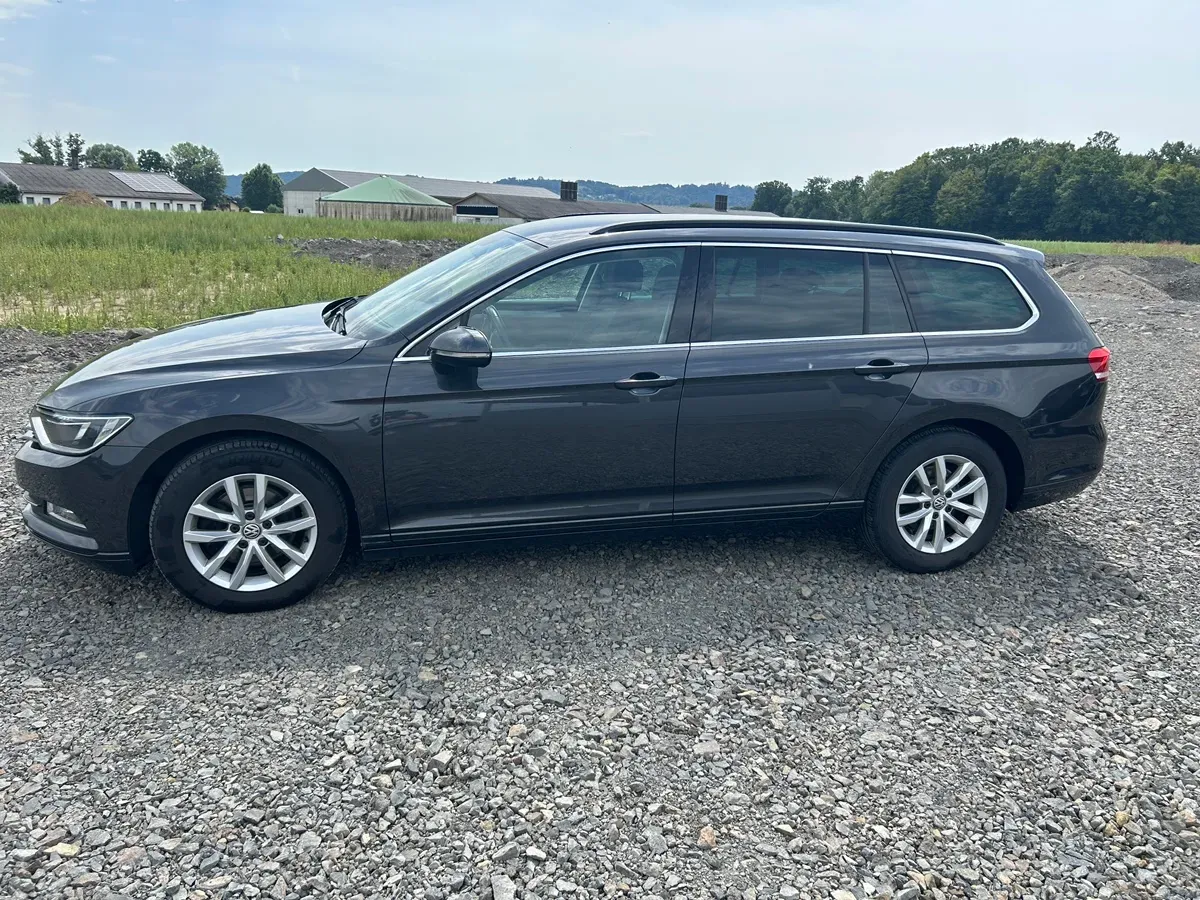 Volkswagen Passat 2019 photo 2