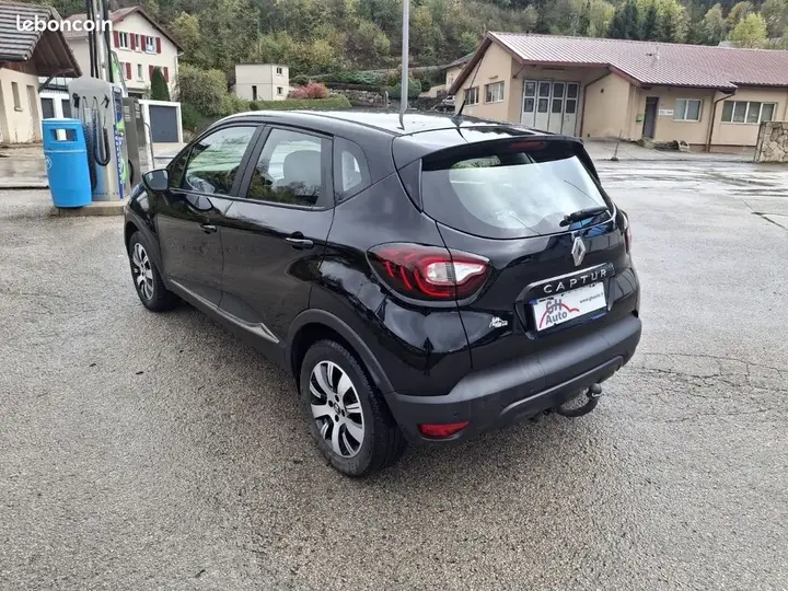 Renault Captur 2018 photo 4