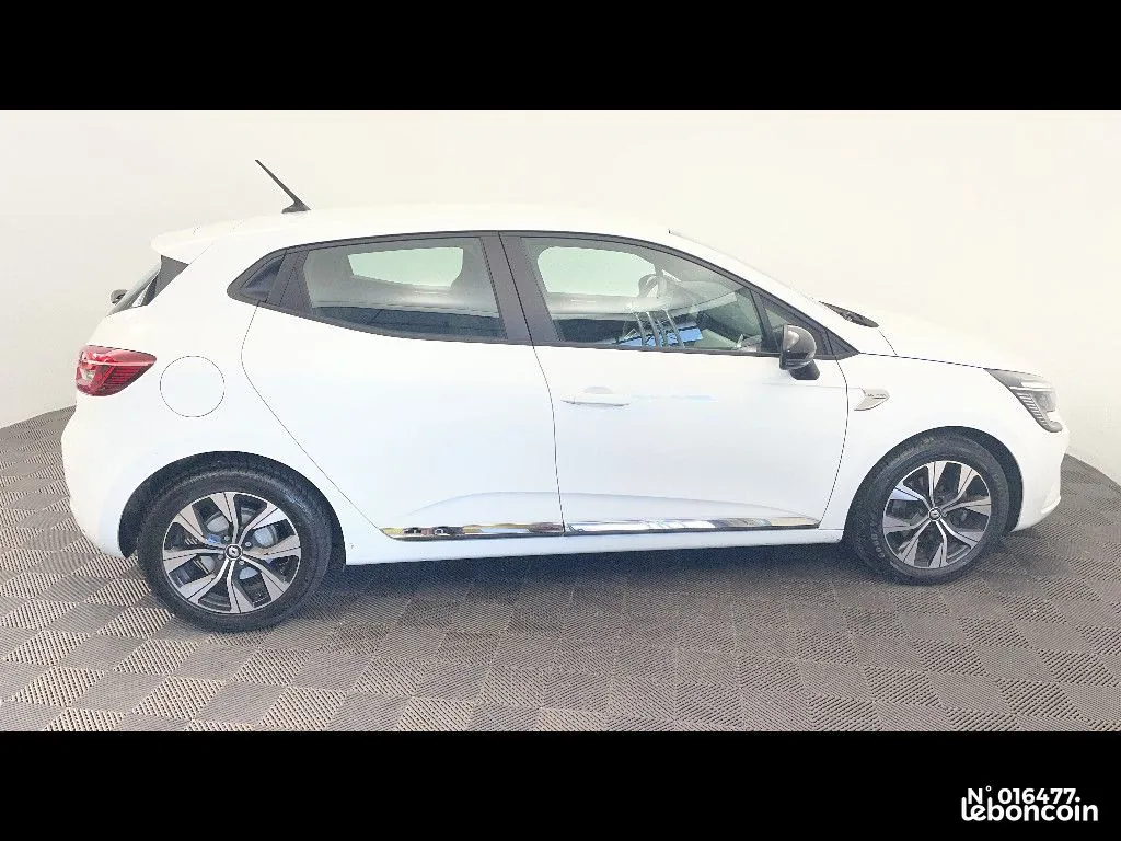 Renault Clio 2022 photo 5