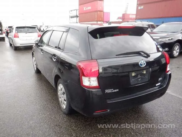 Toyota Corolla Fielder 2014 photo 3