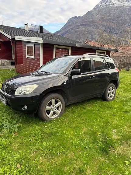 Toyota Rav4 2007 photo 3