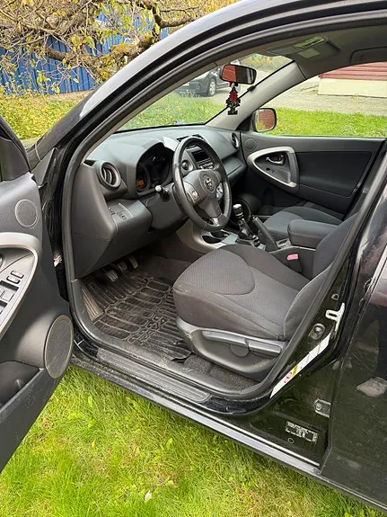Toyota Rav4 2007 photo 4